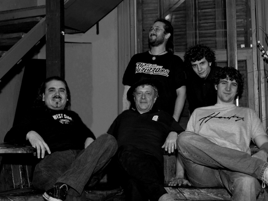 DISSI BAND