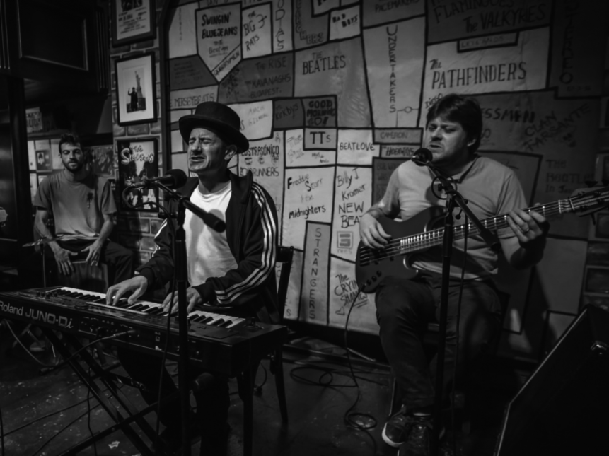 PEDRO & LOS COMPLICES