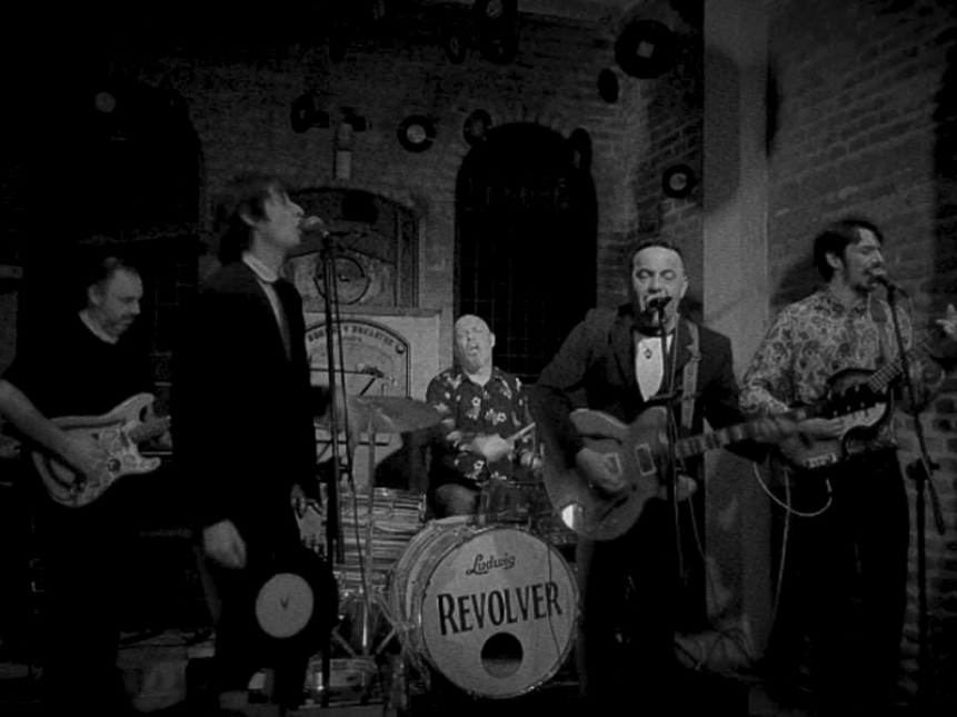 REVOLVER